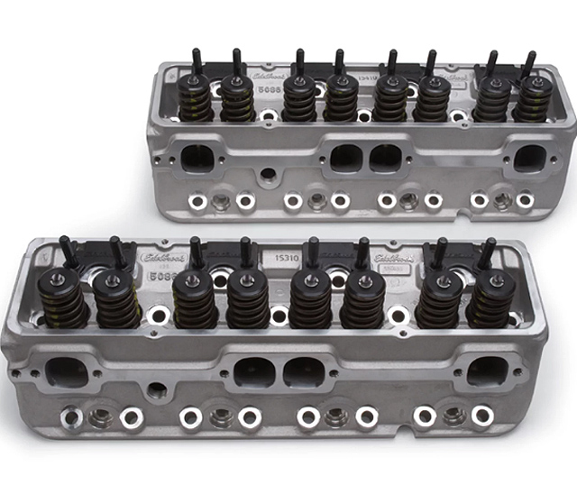 Edelbrock New Small Bore Performer Cylinder Heads - Engine Power Videos